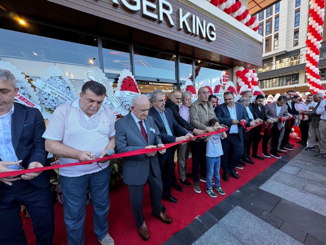 Rize'de Burger King Şubesi Açılış Töreni Gerçekleşti