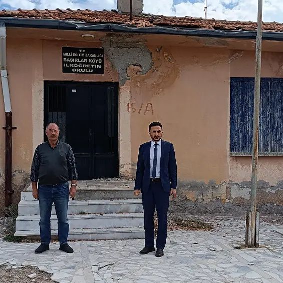 İhsaniye İlçe Milli Eğitim Müdürü Arif Kavas Basırlar Köyü İlkokulu'nda İncelemelerde Bulundu