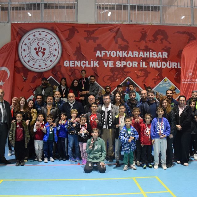 Çiğiltepe Spor Salonu'nda Satranç Turnuvası Heyecanı Sona Erdi!