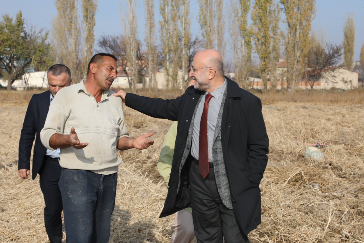 Afyonkarahisar'da Patates Hasadı Coşkusu: Yerel Çiftçilerle Buluşma