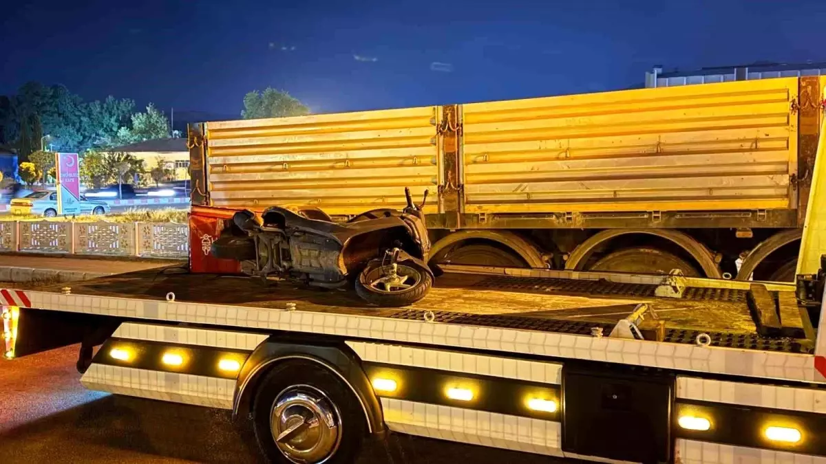 Genç Kurye Mehmet Aktaş, Burdur'da Trafik Kazasında Hayatını Kaybetti