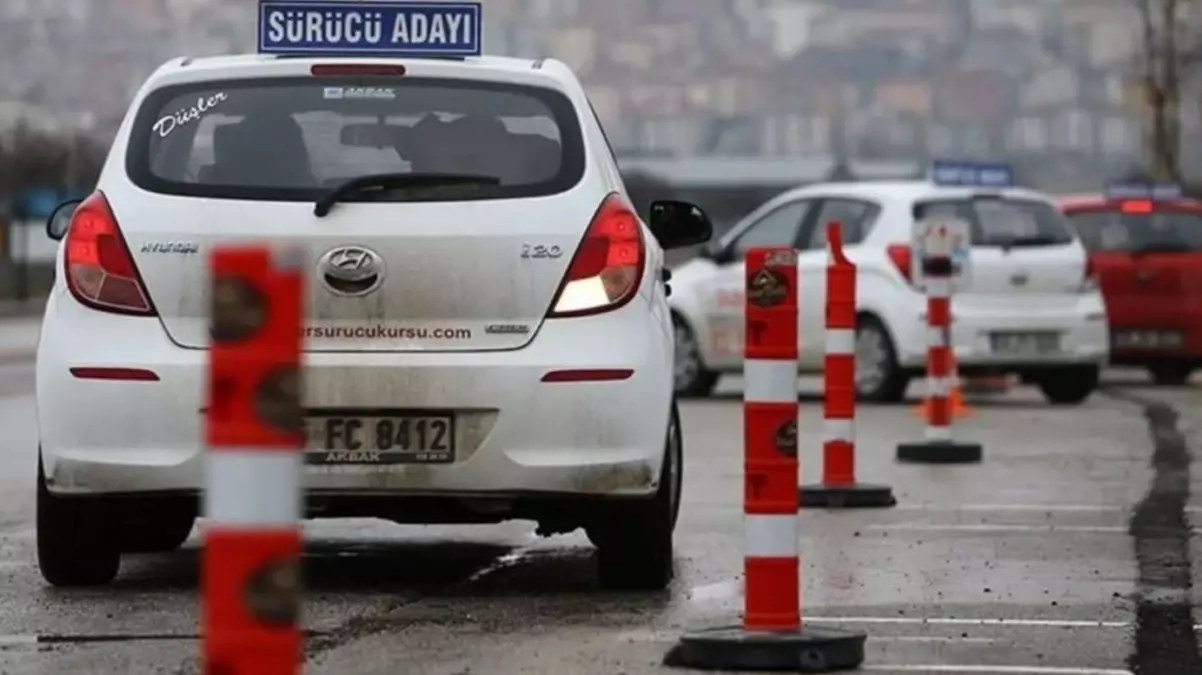 Sürücü Kursu Ücretlerine Zam Yolda: Şubat Ayında Yeni Fiyatlar