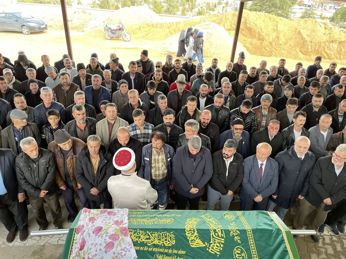 Afyonkarahisar Elim Yangın Kurbanını Son Yolculuğuna Uğurladı