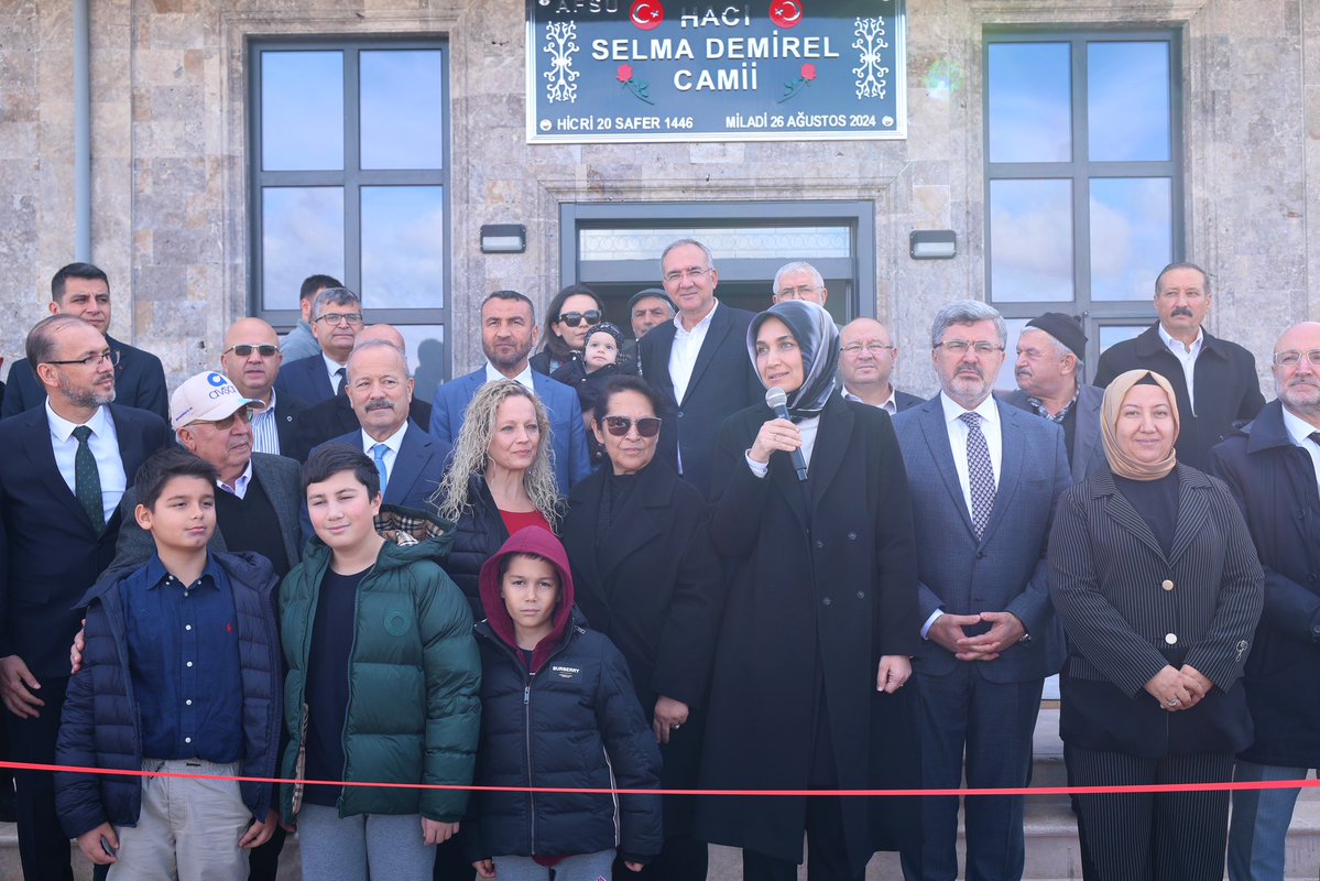 Afyonkarahisar'da Yeni Bir Cami'nin Kapıları Açıldı