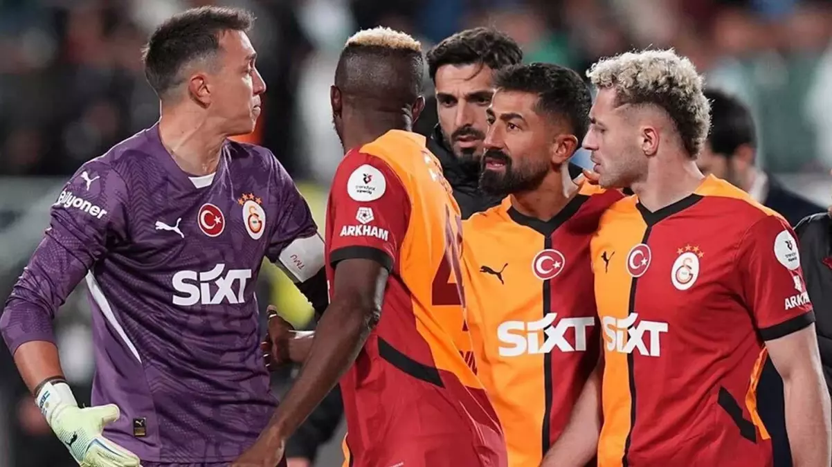 Galatasaray Galibiyeti Sonrası Kerem ve Muslera Arasında Gergin Anlar