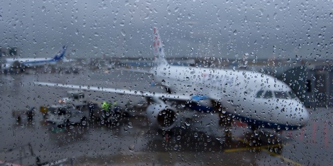 İstanbul Hava Trafiğinde Kümülonimbus Krizi: Uçuşlar Etkilendi