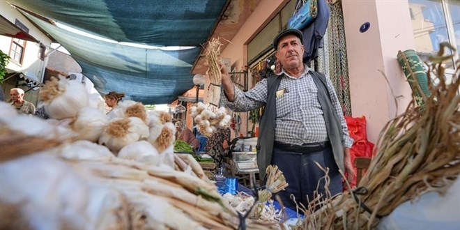 2024 Yılında Türkiye'nin Ekonomik Gündemi: Enflasyon, Büyüme ve Cari Denge