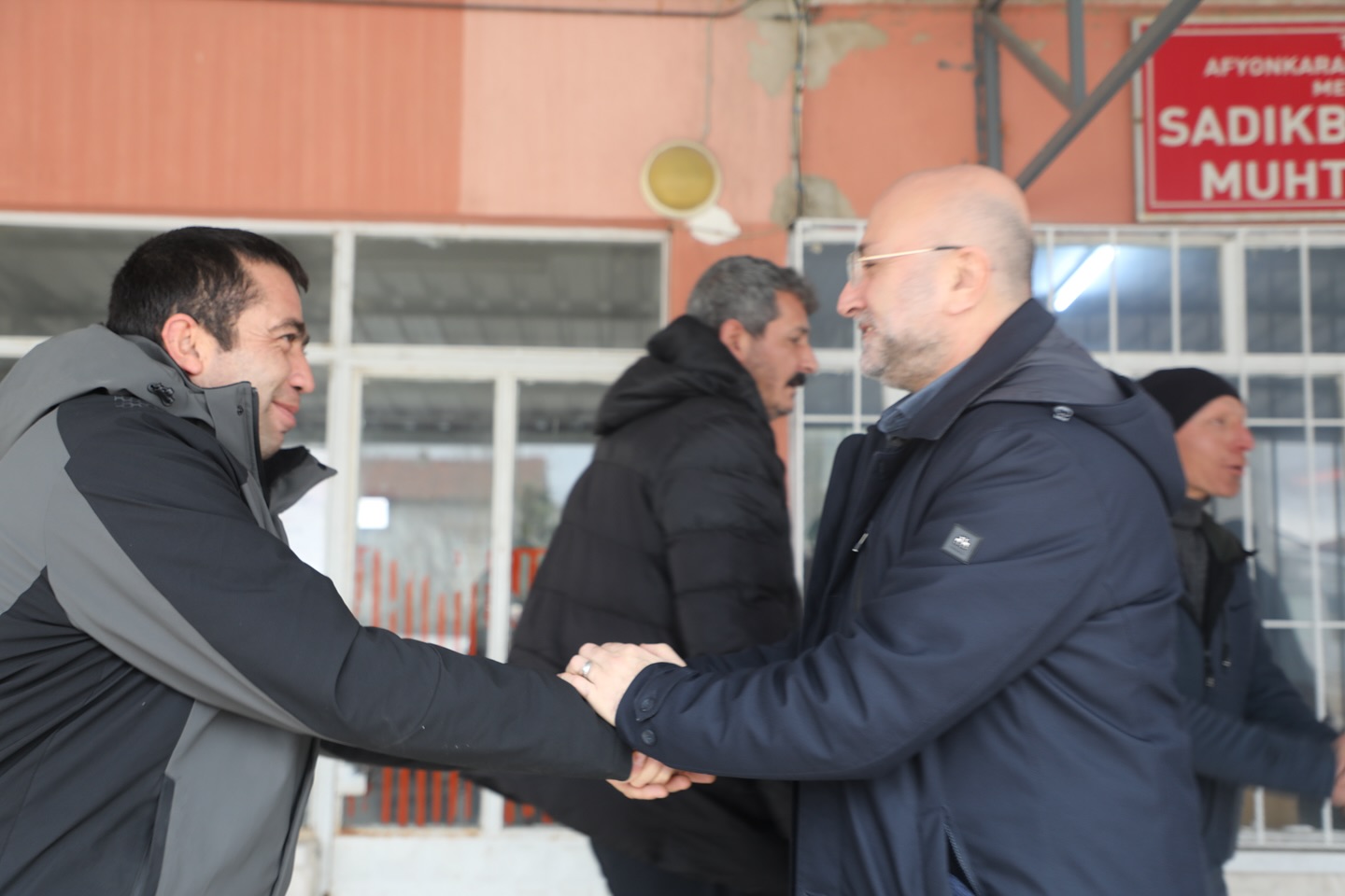 Sadıkbey'de Samimi Buluşma: Turgay Şahin, Mahalle Sakinleri ile Bir Araya Geldi