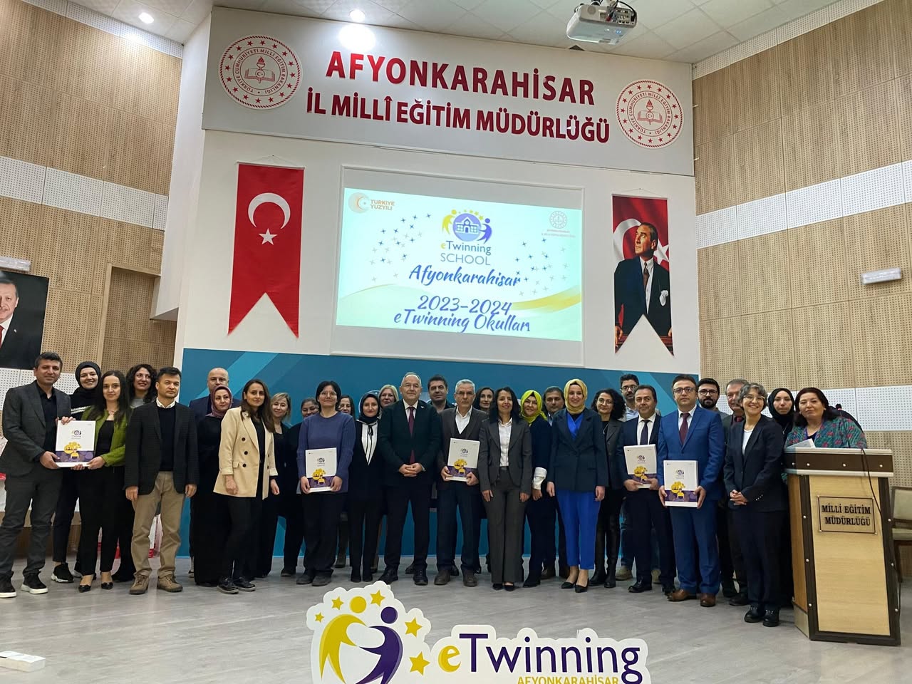 Afyonkarahisar'da eTwinning Başarıları Törenle Kutlandı