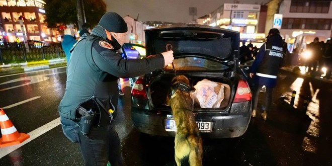 İstanbul Yılbaşı Güvenliği İçin 55 Bin Polis Görev Başında