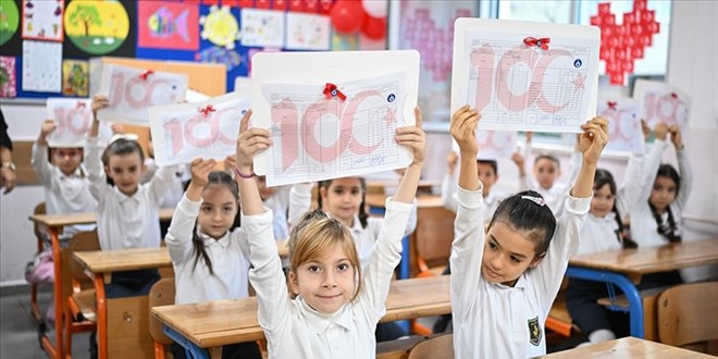 İlkokullarda Karne Dönemi Sona Eriyor: Gelişim Raporlarıyla Geleceğe Adım