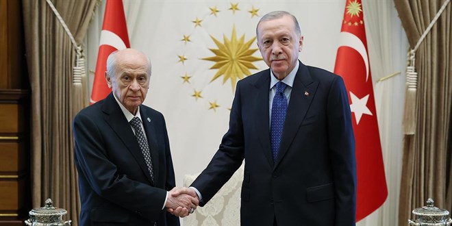 Erdoğan ve Bahçeli Sarayda Önemli Bir Görüşme Yapacak