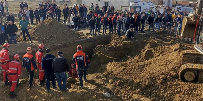 Ankara'da Trajik Göçük: 1 İşçi Hayatını Kaybetti, 1 İşçi Aranıyor