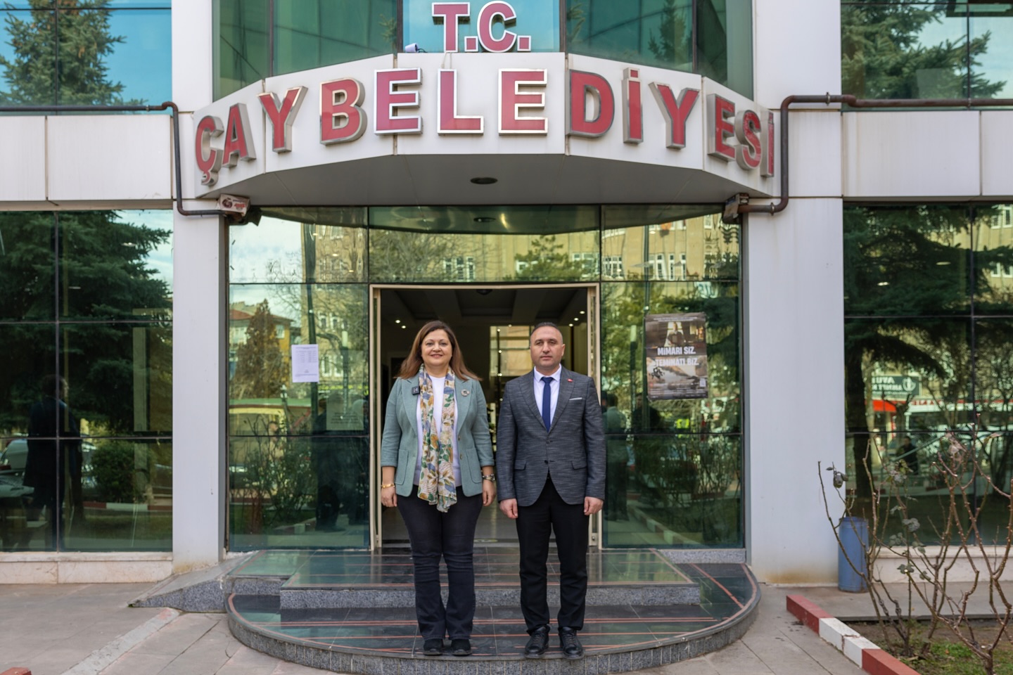 Afyonkarahisar Belediye Başkanı'ndan Çay Ziyareti