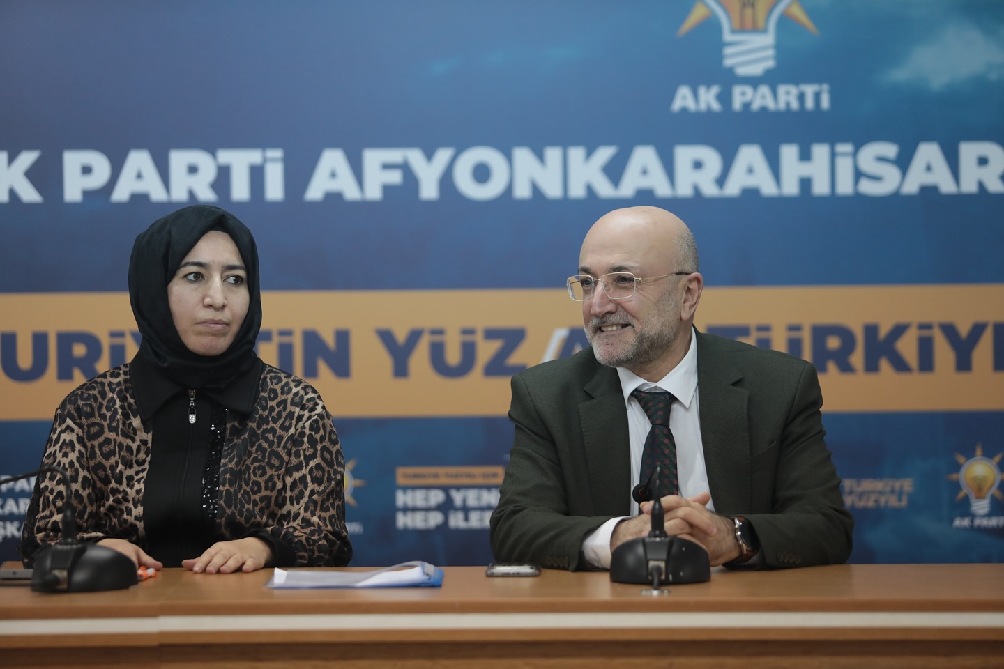 AK Parti Afyonkarahisar İl Başkanlığı: Kadın Kolları Toplantısında Öne Çıkanlar