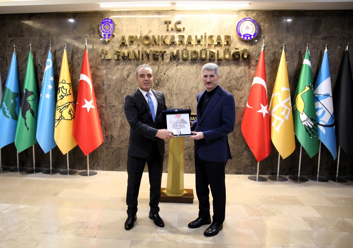 Afyonkarahisar'da Anayasa Mahkemesi Üyelerinden İl Emniyet Müdürüne Önemli Ziyaret
