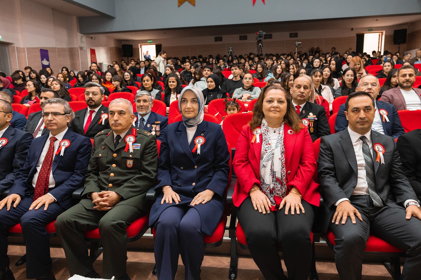 Afyonkarahisar'da İstiklal Marşı'nın 104. Yıl Dönümü Coşkuyla Kutlandı