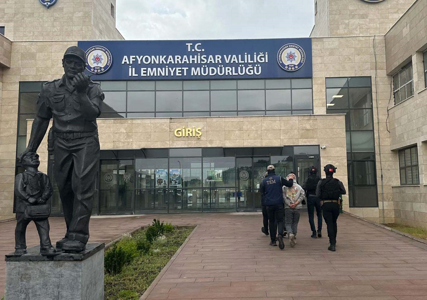 Afyonkarahisar'da DEAŞ Operasyonu : 4 Gözaltı