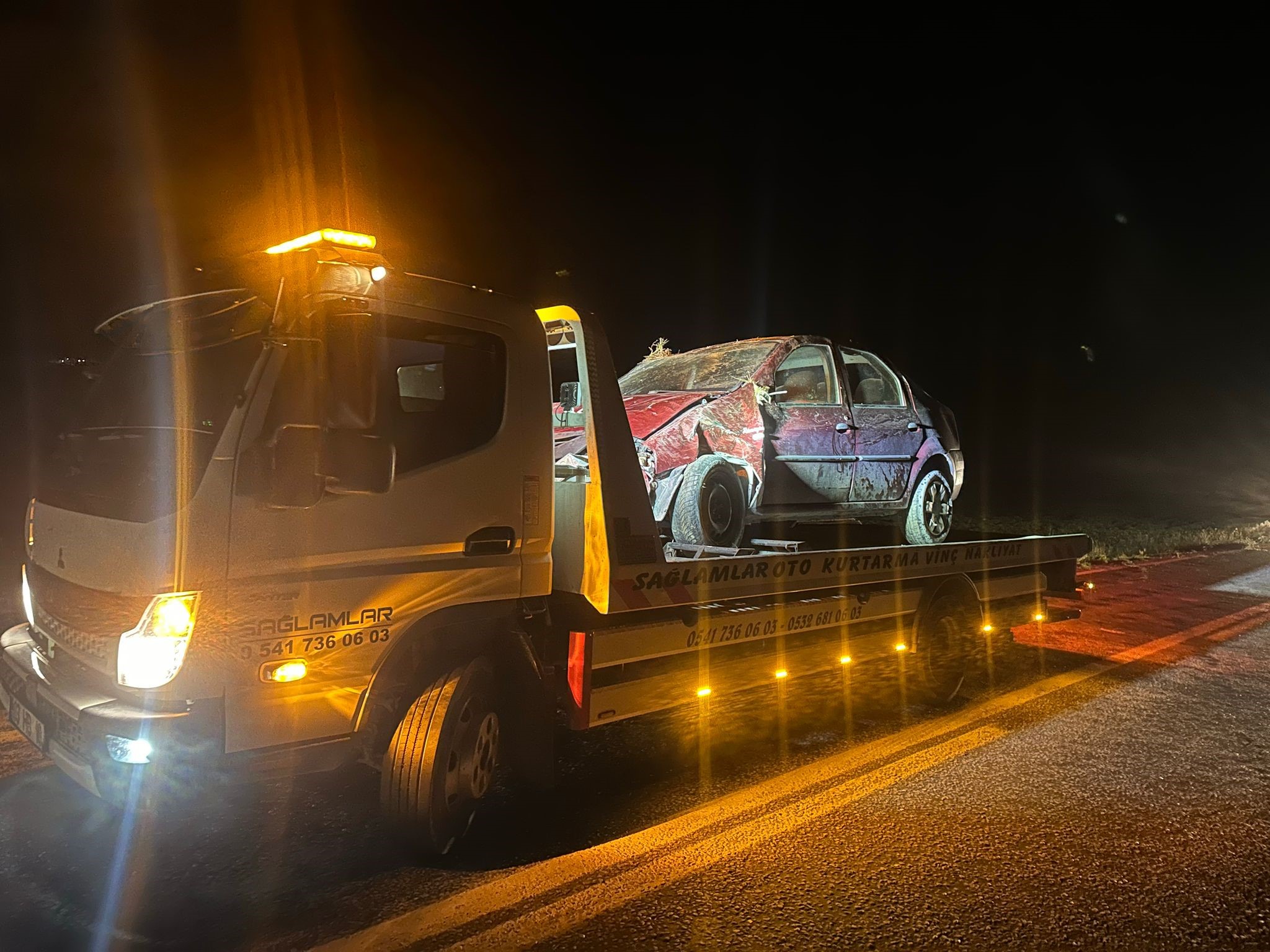 Afyonkarahisar'da Trafik Kazası: Şanslı Kurtuluş