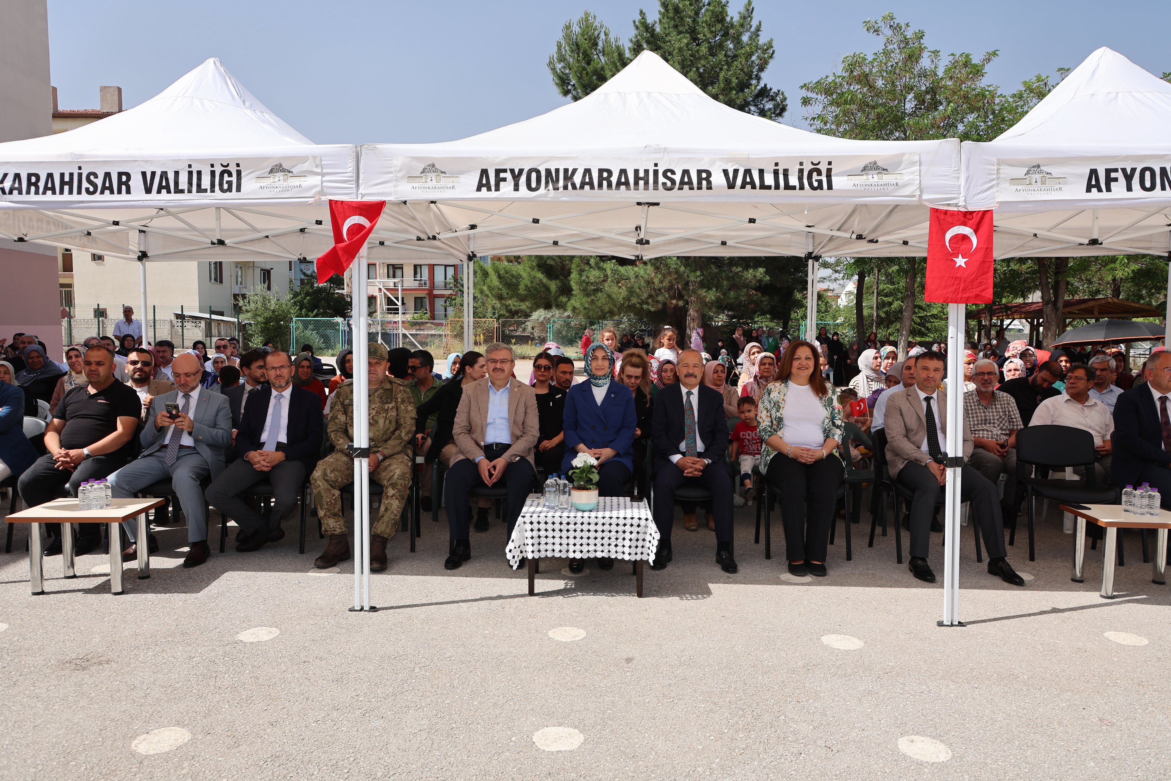 Afyonkarahisar'da Eğitim-Öğretim Yılı Coşkuyla Sona Erdi