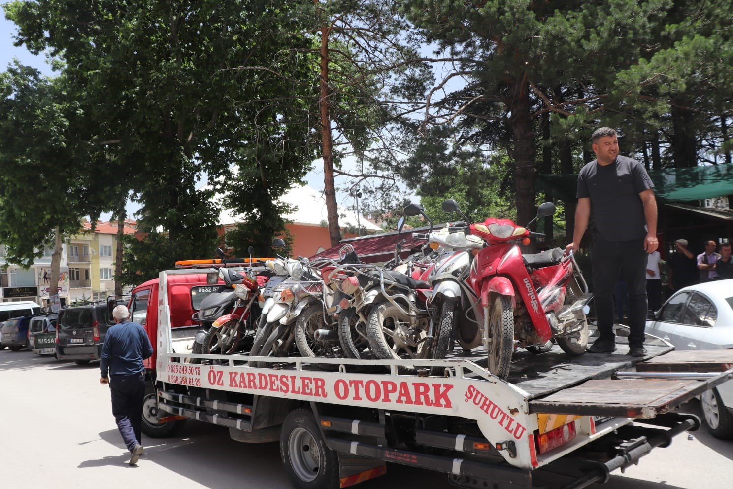 Afyonkarahisar'ın Şuhut İlçesinde Trafik Güvenliği Harekâtı: Tescilsiz Motosikletlere Geçit Yok