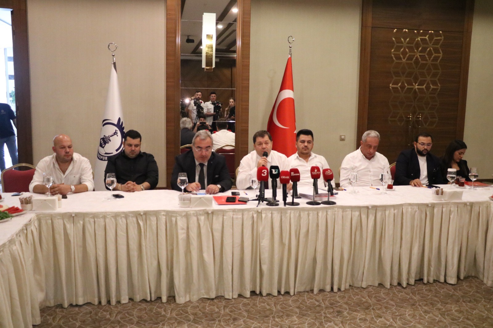 Afyonspor'da Yeni Sezon Hazırlıkları: Başkan Güzbey'den Önemli Açıklamalar