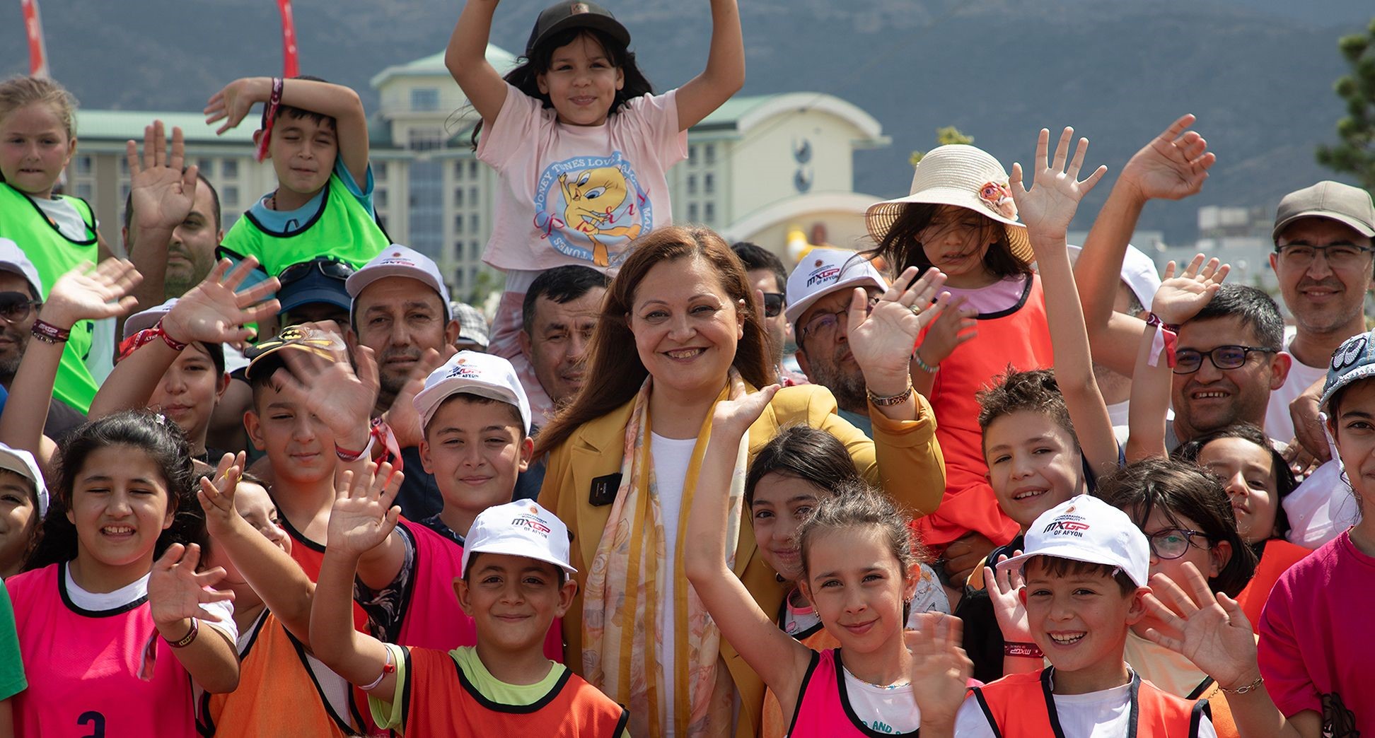 Başkan Burcu Köksal Yeni Projeler Geliyor 