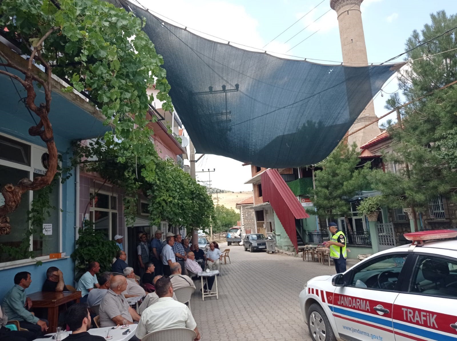 Sandıklı'da Jandarma'dan Trafik Güvenliği Eğitimleri
