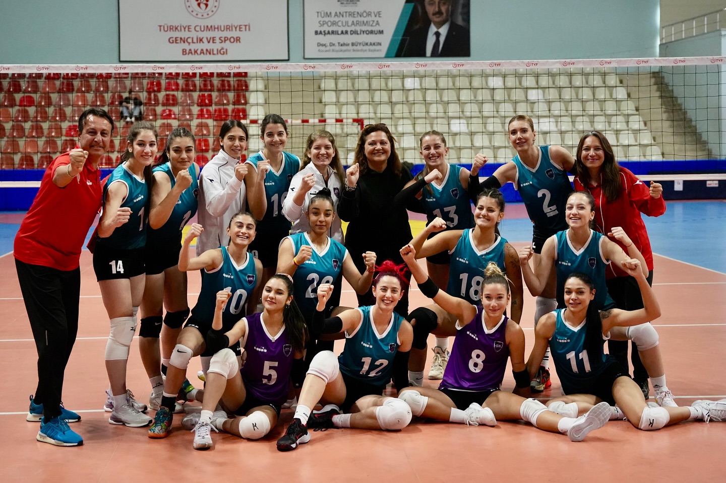 Zaferin Sultanları Kocaeli İzmit Spor’u 3-0 Mağlup Etti