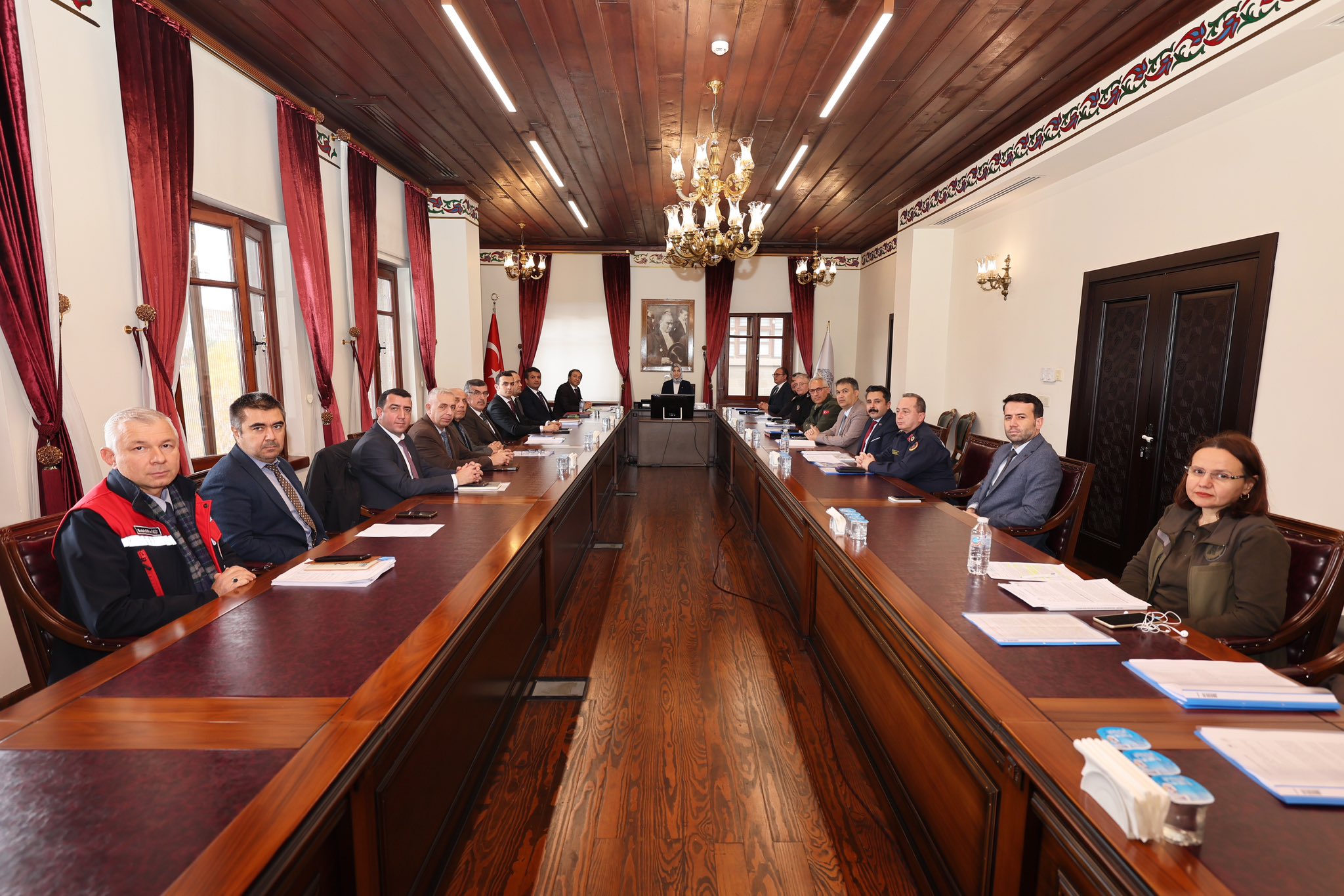 Eber Gölü Yangınının Etkilerini Azaltmak İçin Toplantı Düzenlendi